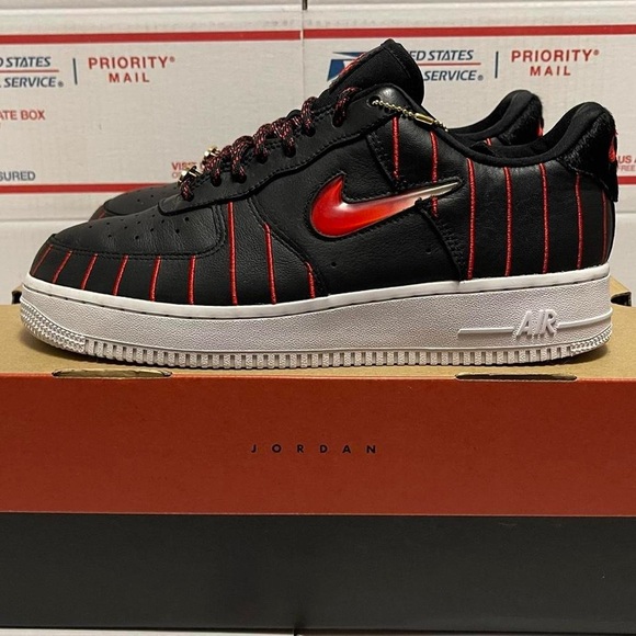 Wmns Nike Air Force 1 Jewel Low "Chicago" 2020 - Picture 3 of 8